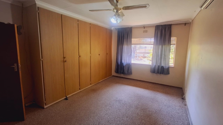 4 Bedroom Property for Sale in Vaalpark Free State
